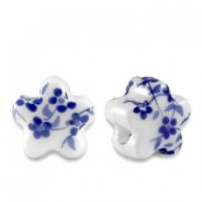 Abalorio de cerámica estrella 11x7mm - Blanco-azul Delfts